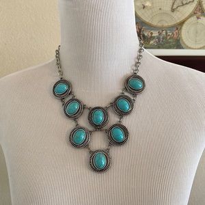 Beautiful turquoise statement necklace